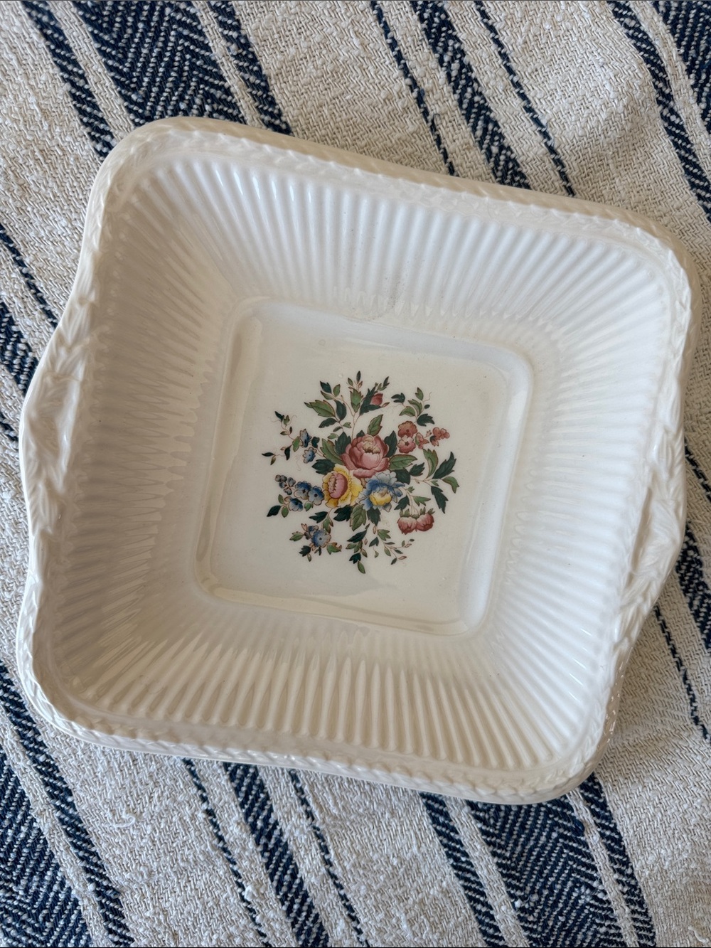 Wedgwood “Conway” B + B 10” Plate